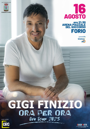 Gigi Finizio in concerto