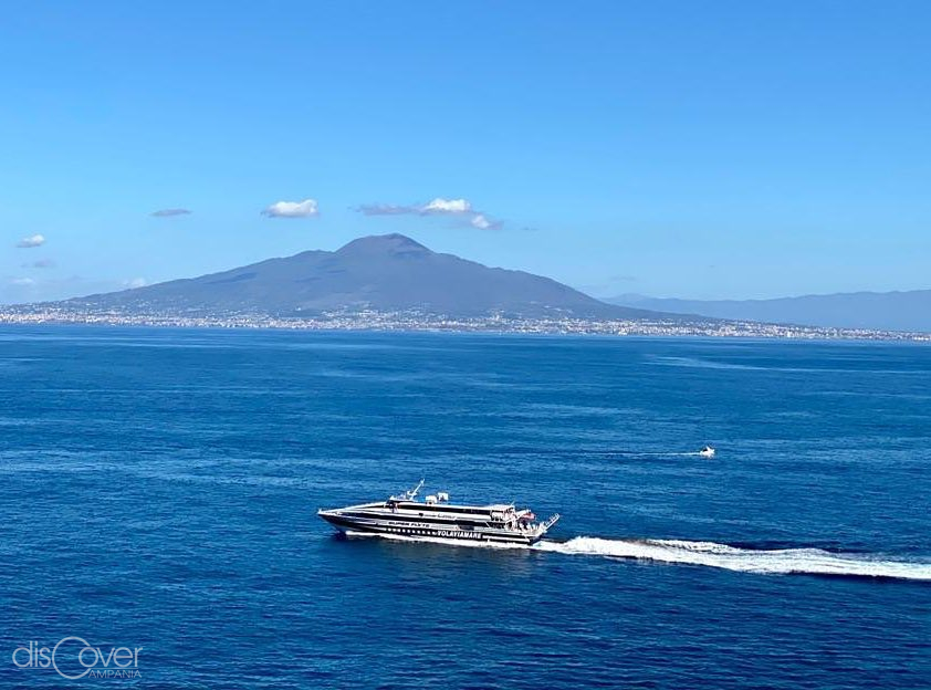 Puoi raggiungere via mare altre mete di viaggio con la flotta Alilauro