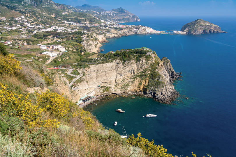 Sentiero Baia Pelara e Monte di Panza